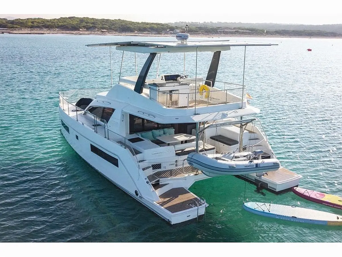 Leopard 43 Power Cat "Pauline Powercat", A Toda Vela Charter, Balearics