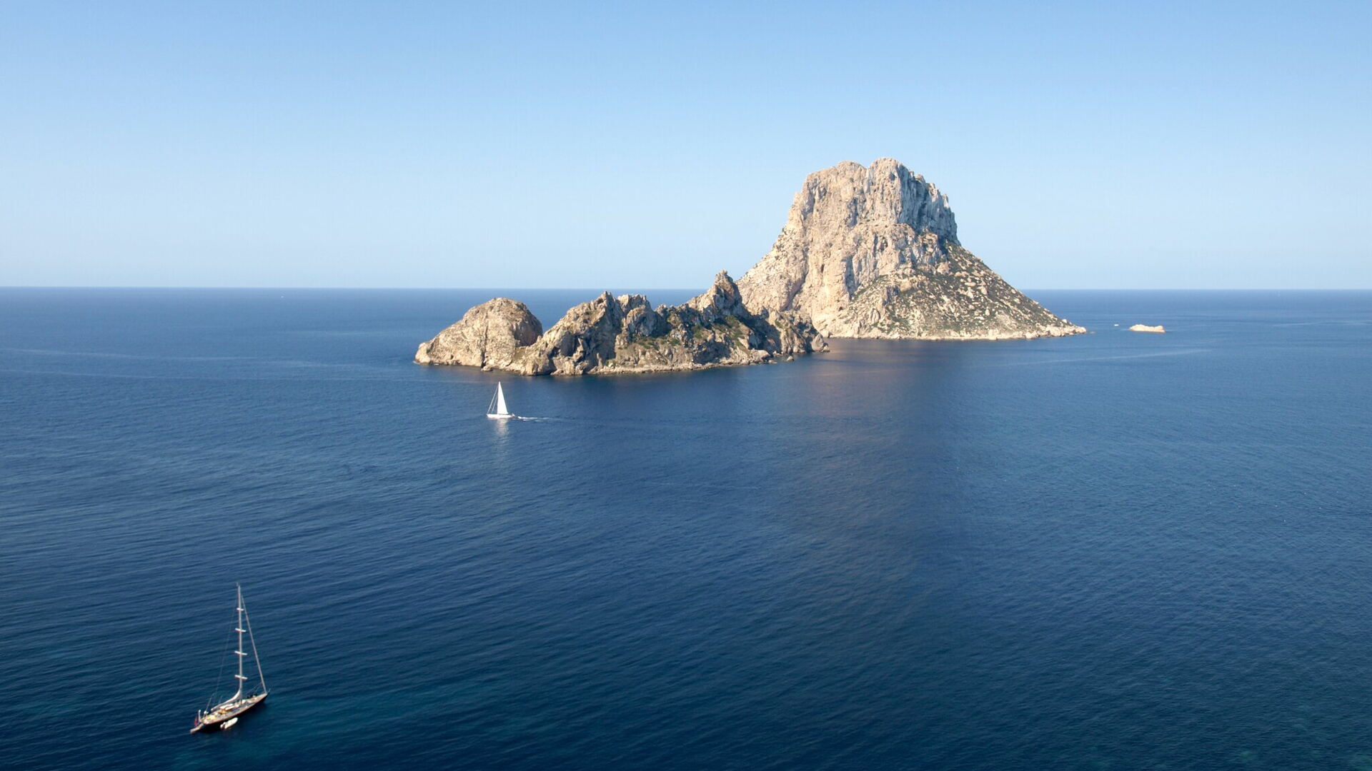 ibiza magna botafoc marina coastline