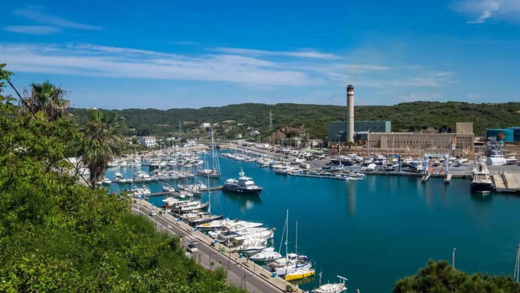 Mahon marina, Menorca