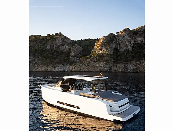 De Antonio 36 Hard Top Beluga Motor yacht Ibiza