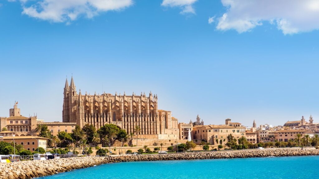 Yacht charter comparison from Palma de Mallorca